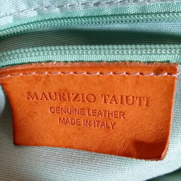 Handbag - Picture 2 of 2